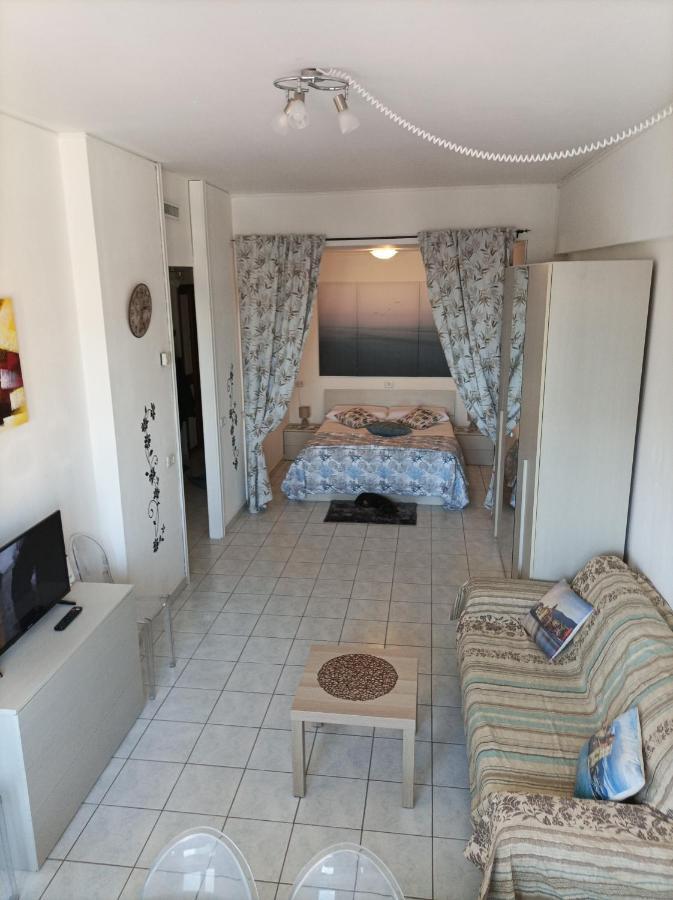 Aparthotel Residenza La Lanterna Genua Exterior foto